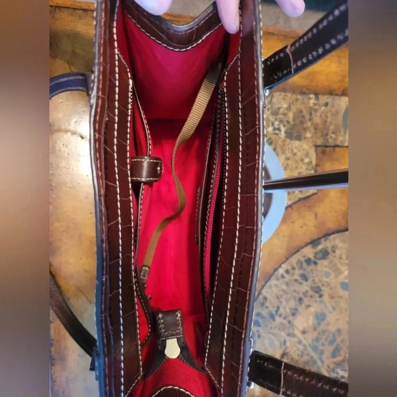 DOONEY & BOURKE ALLIGATOR EMBOSSED - Picture 4 of 8